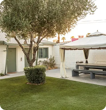 Fachada del BUNGALOWS HOSTEL